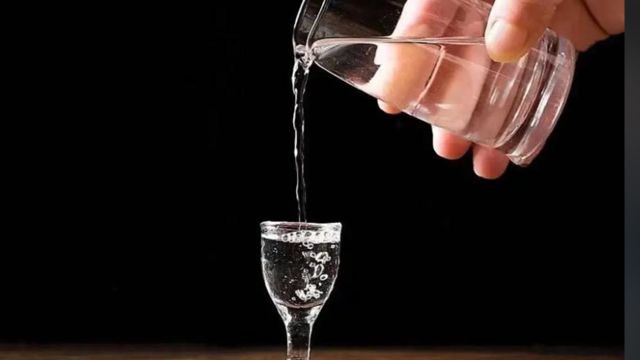 如何鉴别酱香型白酒的优劣?