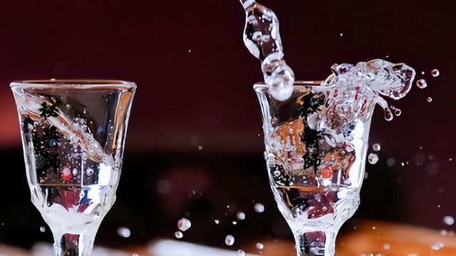 白酒知识科普，纯粮酒发苦吗？
